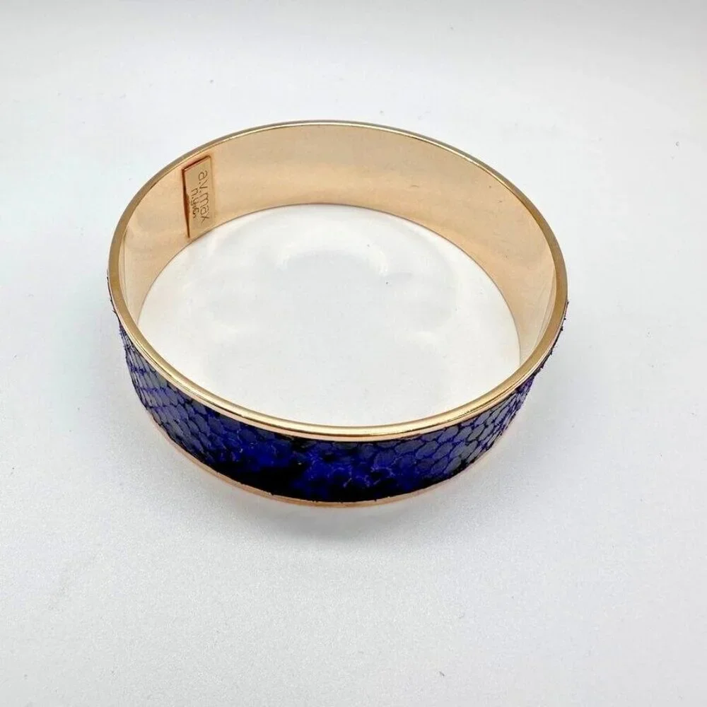 A V Max NYC Bracelet Purple Faux Reptile Skin Gold Tone .75‎ Wide Bangle